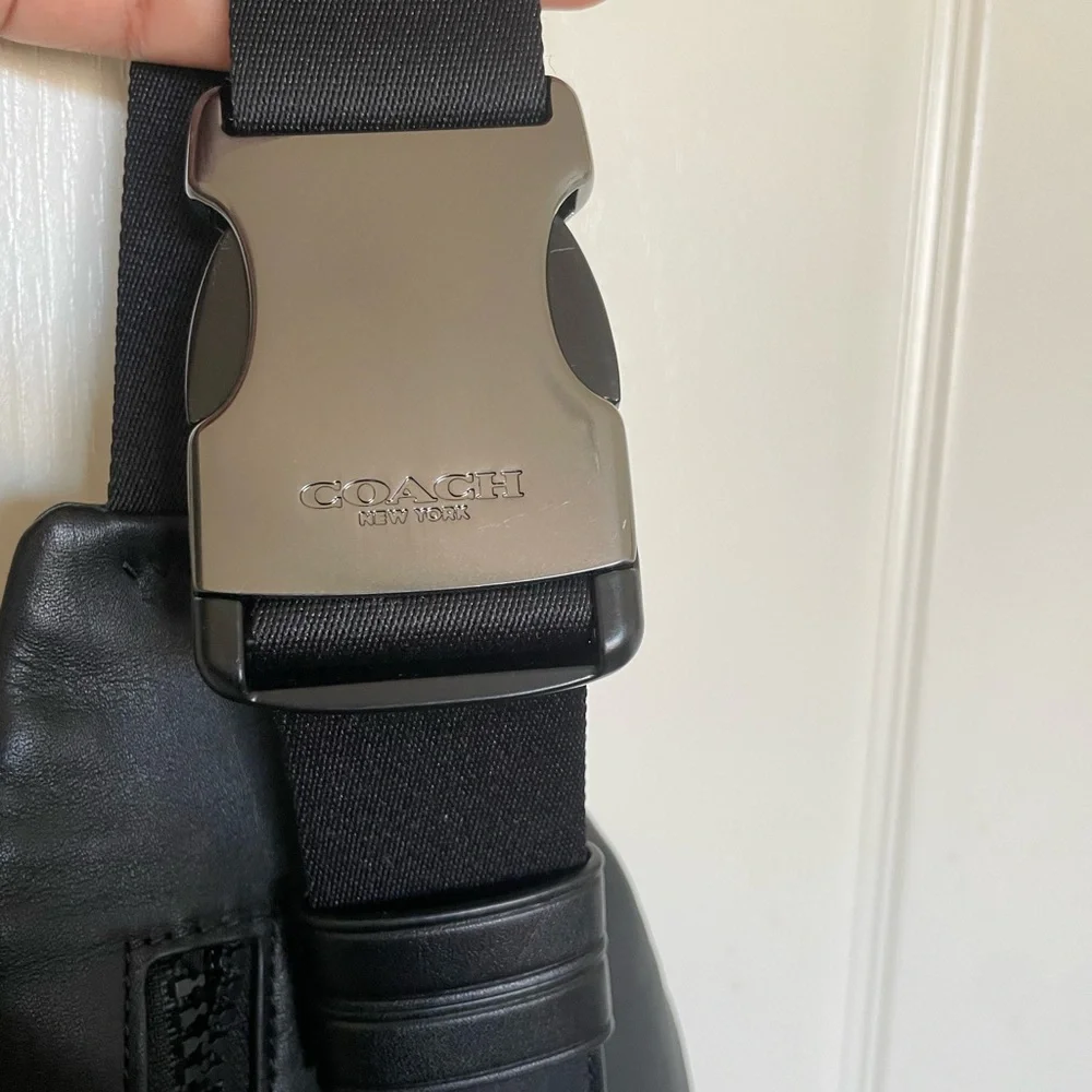 Coach Black Belt Bag with Adjustable Straps - Picture 6 of 9